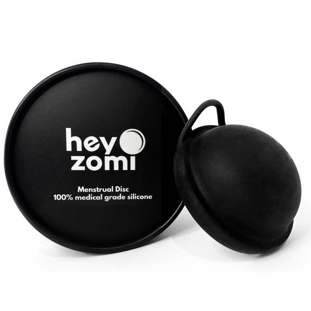 The Hey Zomi Reusable Menstrual Disc - Midnight Black